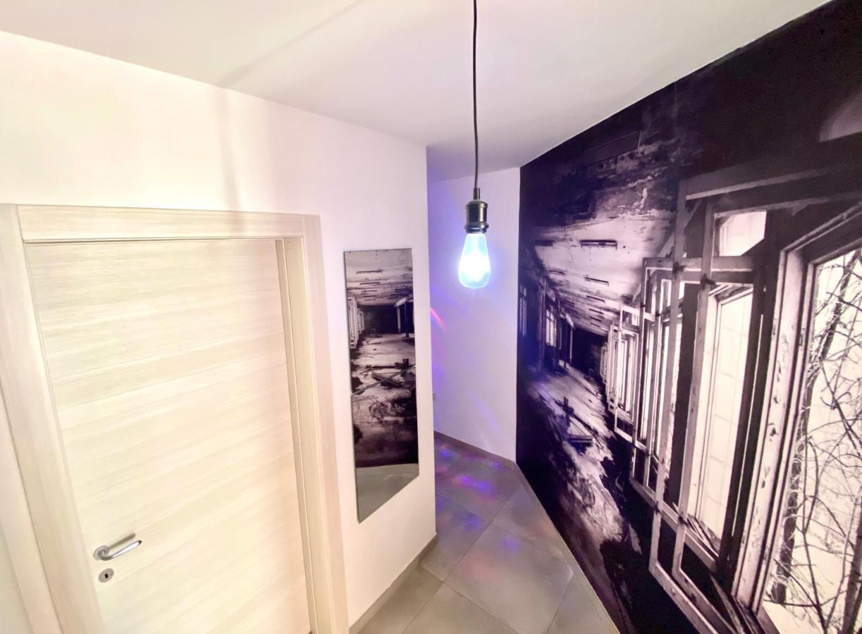 Central Private En-Suite With Balcony In Shared Residence Pieta Экстерьер фото